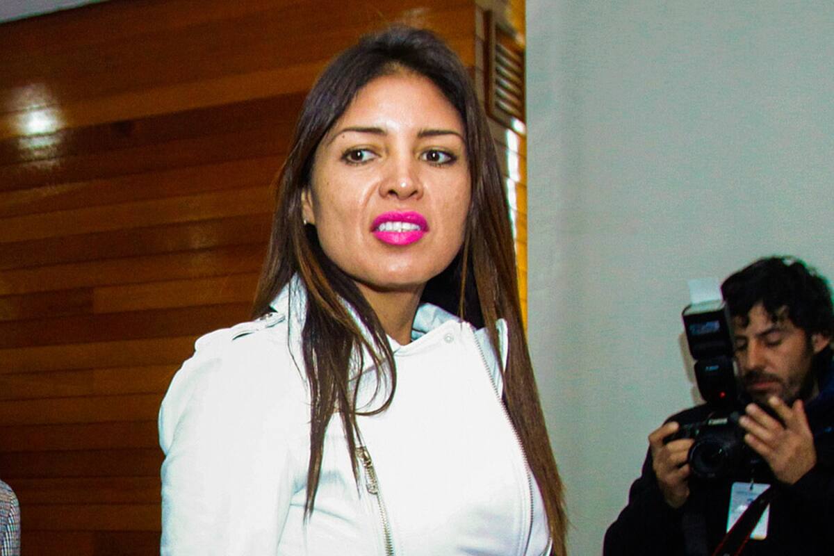 Se encuentra en una celda de aislamiento.