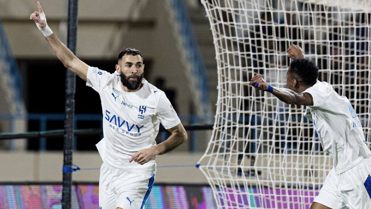 VIDEO | ¡Locura! Karim Benzema debutó con un gol de taco y un hat trick en su nuevo equipo