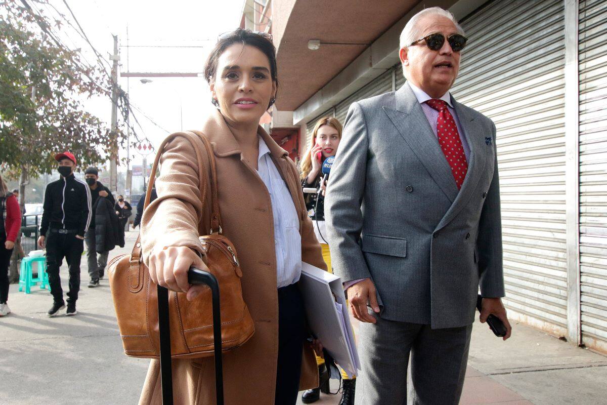 Declaró en 2022 en calidad de imputada de fraude de subvenciones junto a su abogado Juan Carlos Manríquez.