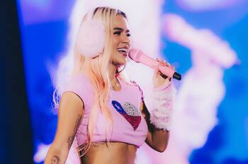 Karol G hace historia en Chile y más de 180 mil personas vibraron con su “Mañana será bonito Latam Tour”
