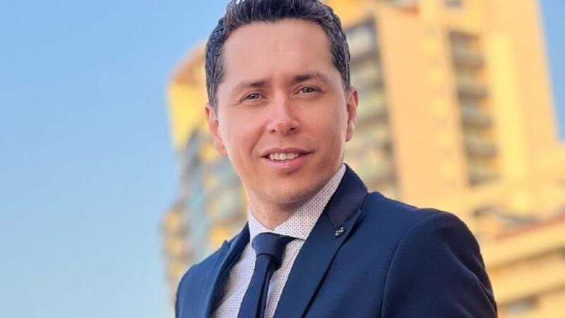 Karol Lucero está muy involucrado en los preparativos de la boda. Créditos: Instagram