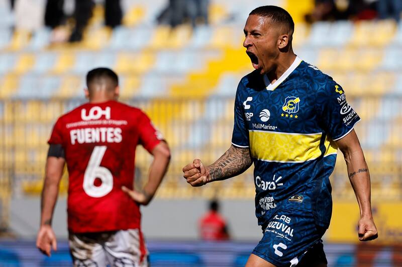 El charrúa en su paso por Everton.