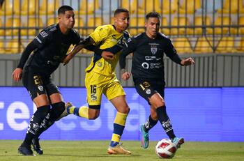 Atención Everton y la UC: Kevin Méndez buscaría volver al fútbol chileno