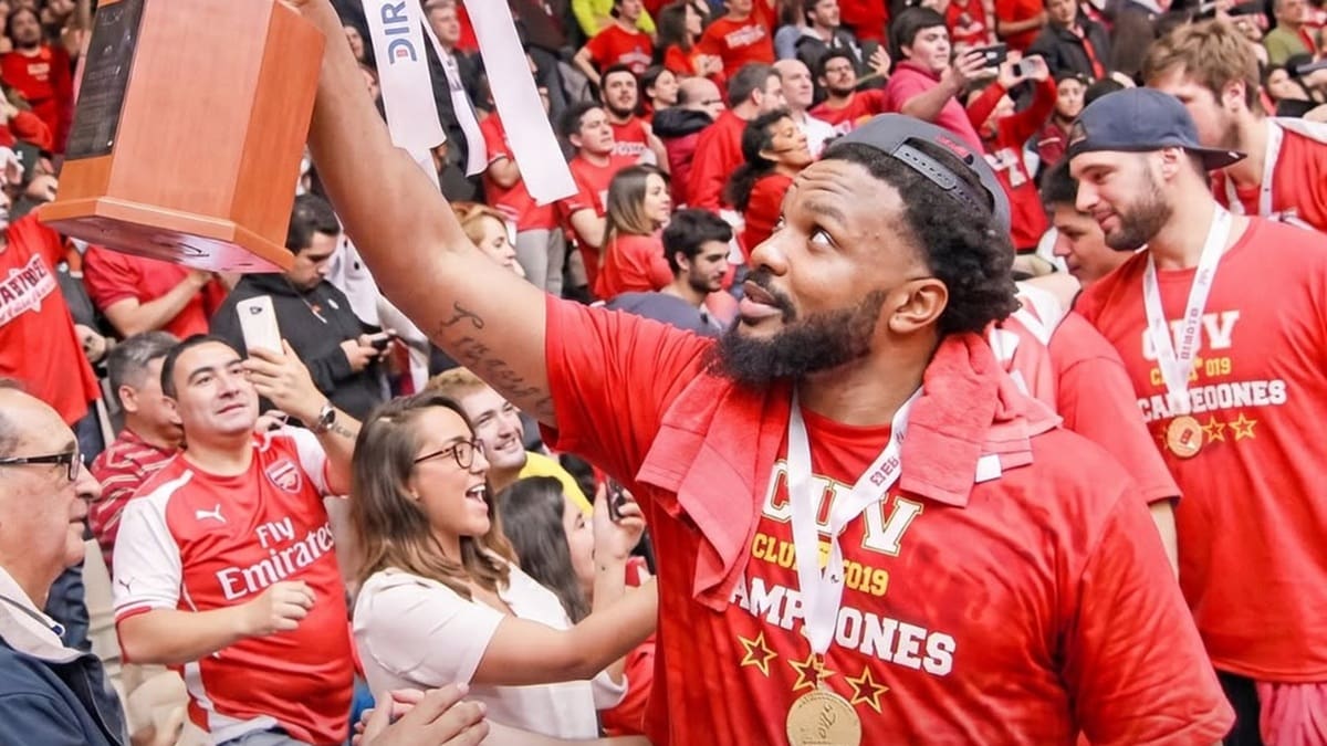 “Jamas te olvidaremos”: impacto por asesinato de basquetbolista estadounidense que brilló en Chile