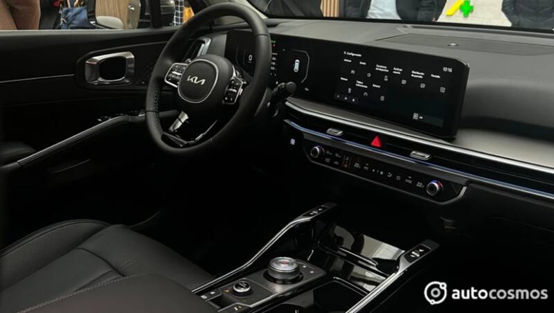 Kia Sorento recibió un facelift para mantenerse moderno en el segmento