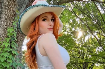 Amouranth a Kick: Con sus más de 6 millones de visualizaciones en lo que va del año en Twitch, la streamer llega a la plataforma verde