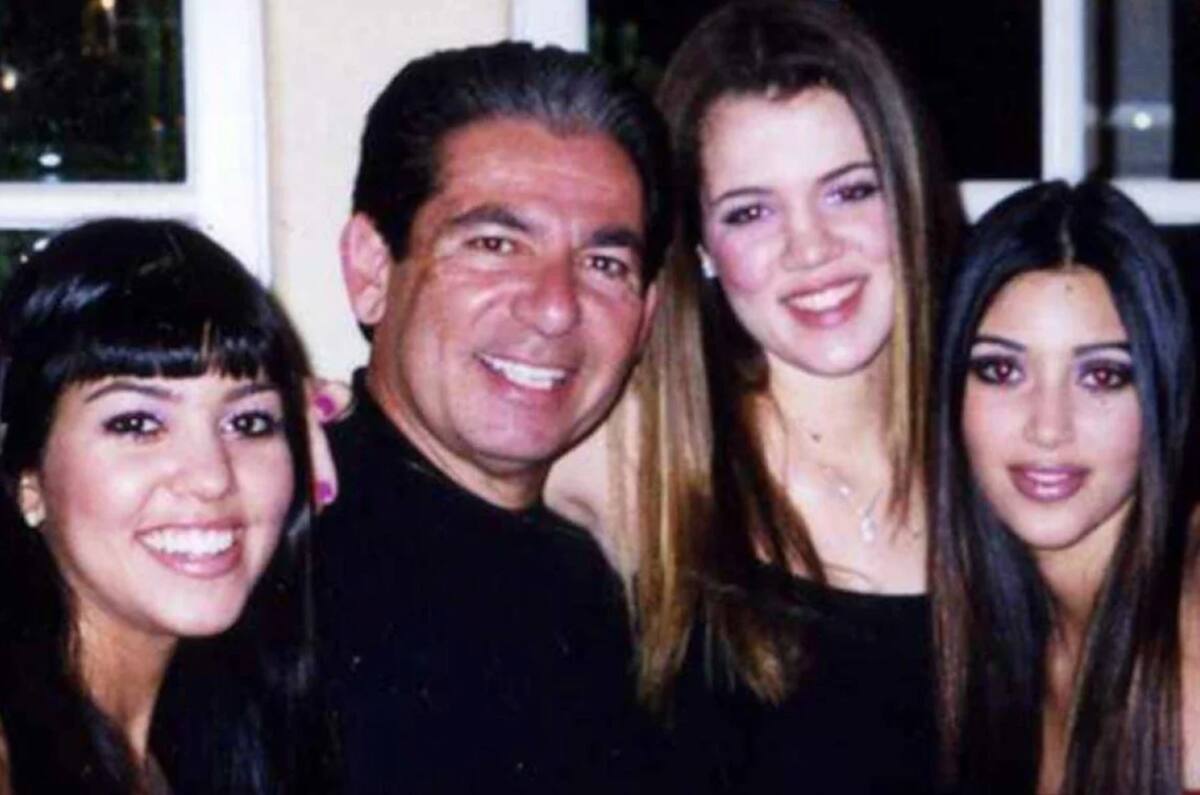 Las estrellas de reality show posando con su papá