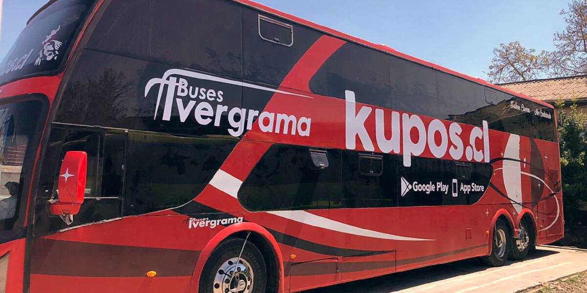 Gracias a la alianza entre Kupos y Banco Estado, las personas podrán conseguir descuentos en sus pasajes en bus.