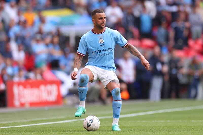 está pensando salir del Manchester City por acoso de la prensa inglesa.