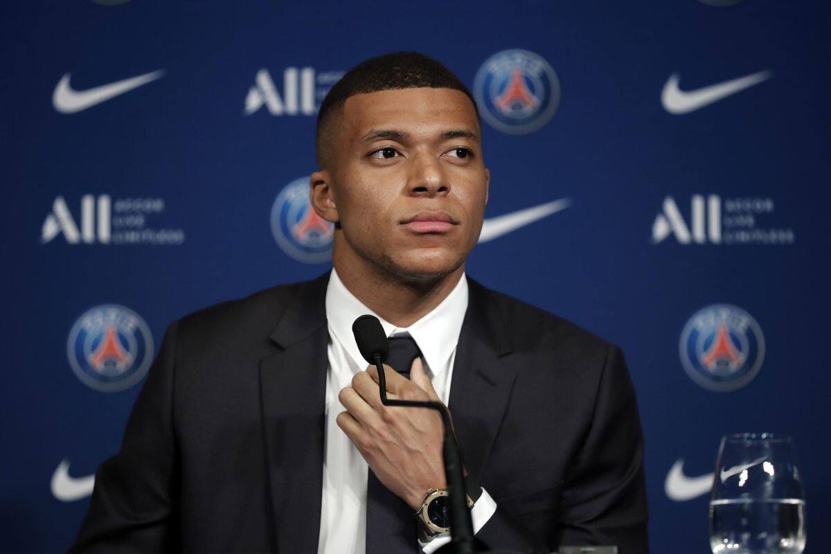 El jugador francés llegará al Real Madrid tras su salida del cuadro parisino . Foto: EFE.