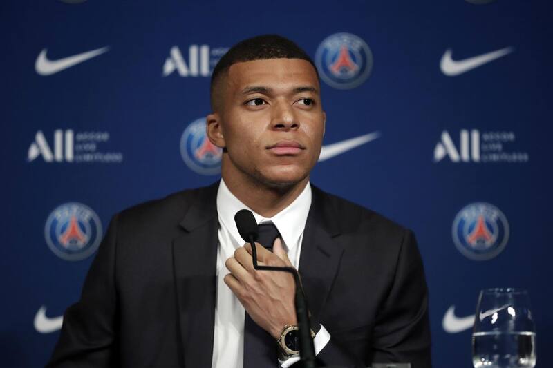 El jugador francés llegará al Real Madrid tras su salida del cuadro parisino . Foto: EFE.