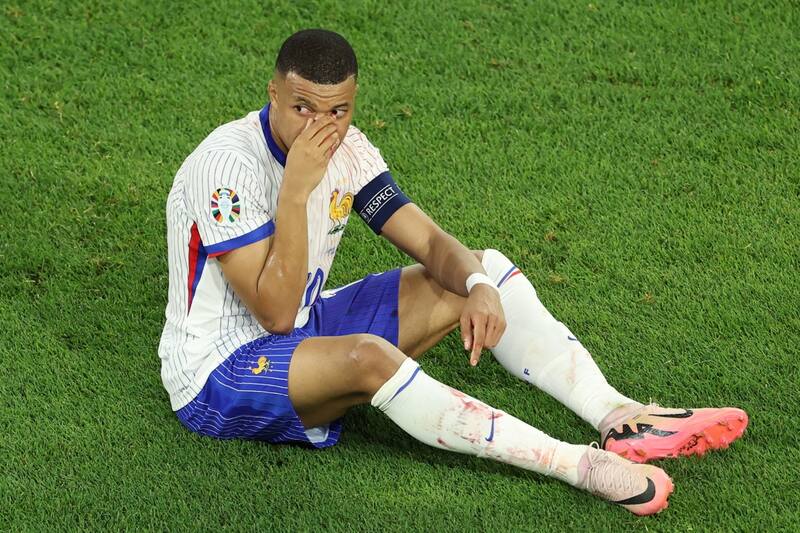 sufrió una fuerte lesión en la Eurocopa. EFE