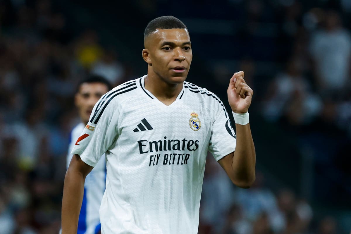 ya no es el jugador más caro del mundo.