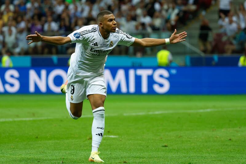 marcó su primer gol con Real Madrid. EFE