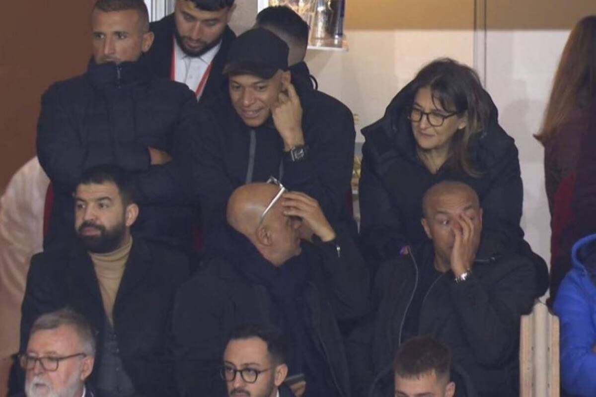 se fue a la tribuna apenas fue reemplazado