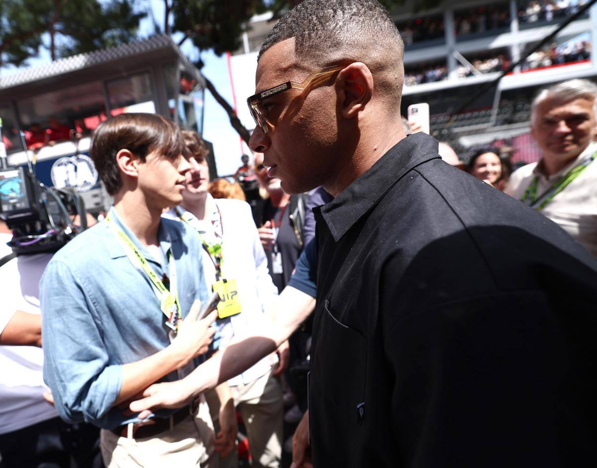 El francés fue visto en Mónaco tras terminar la temporada con el PSG EFE/EPA/ANNA SZILAGYI