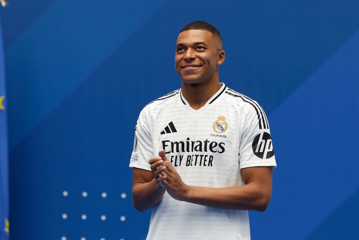 recibió un gran regalo del Real Madrid. EFE.