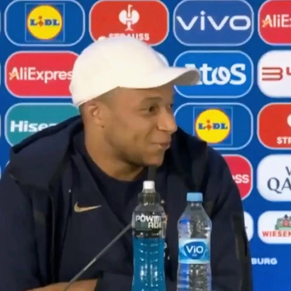 VIDEO | Kylian Mbappé sorprende con sutil comentario contra la extrema derecha en plena conferencia de prensa