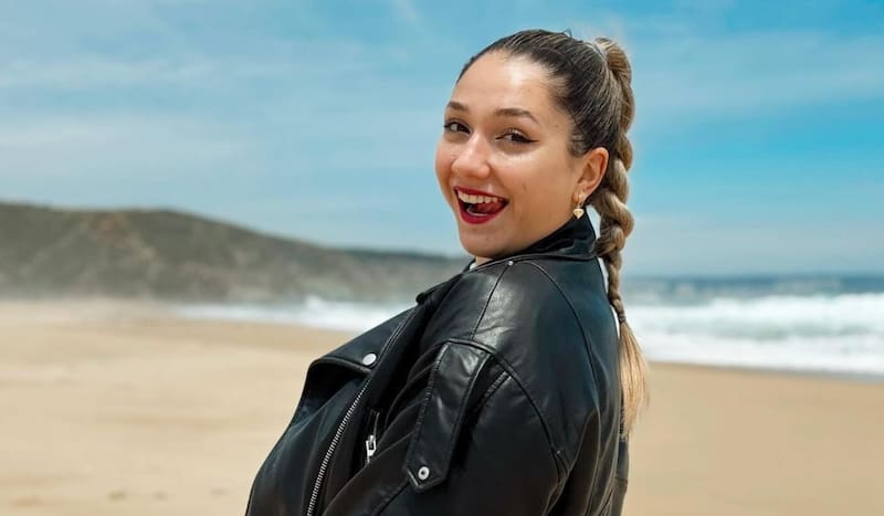 es una famosa influencer que conquistó a Matt Hunter.