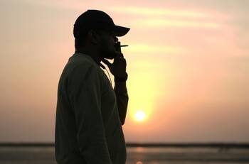 Es una periodista de farándula de gran trayectoria, hoy se mantiene vigente, pero enfrentando el más grande de sus vicios