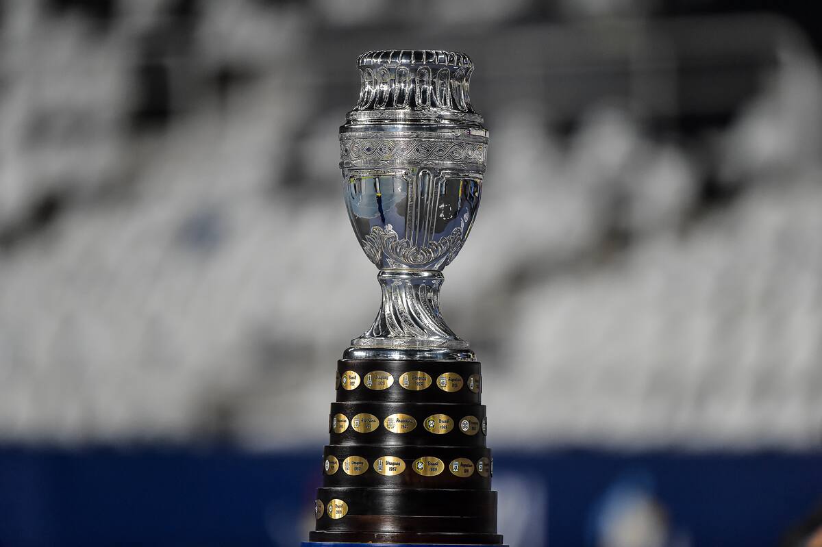 se ha quedado estancada en comparación con la Eurocopa, según el análisis del periodista Gerardo Ayala. Foto: Aton.