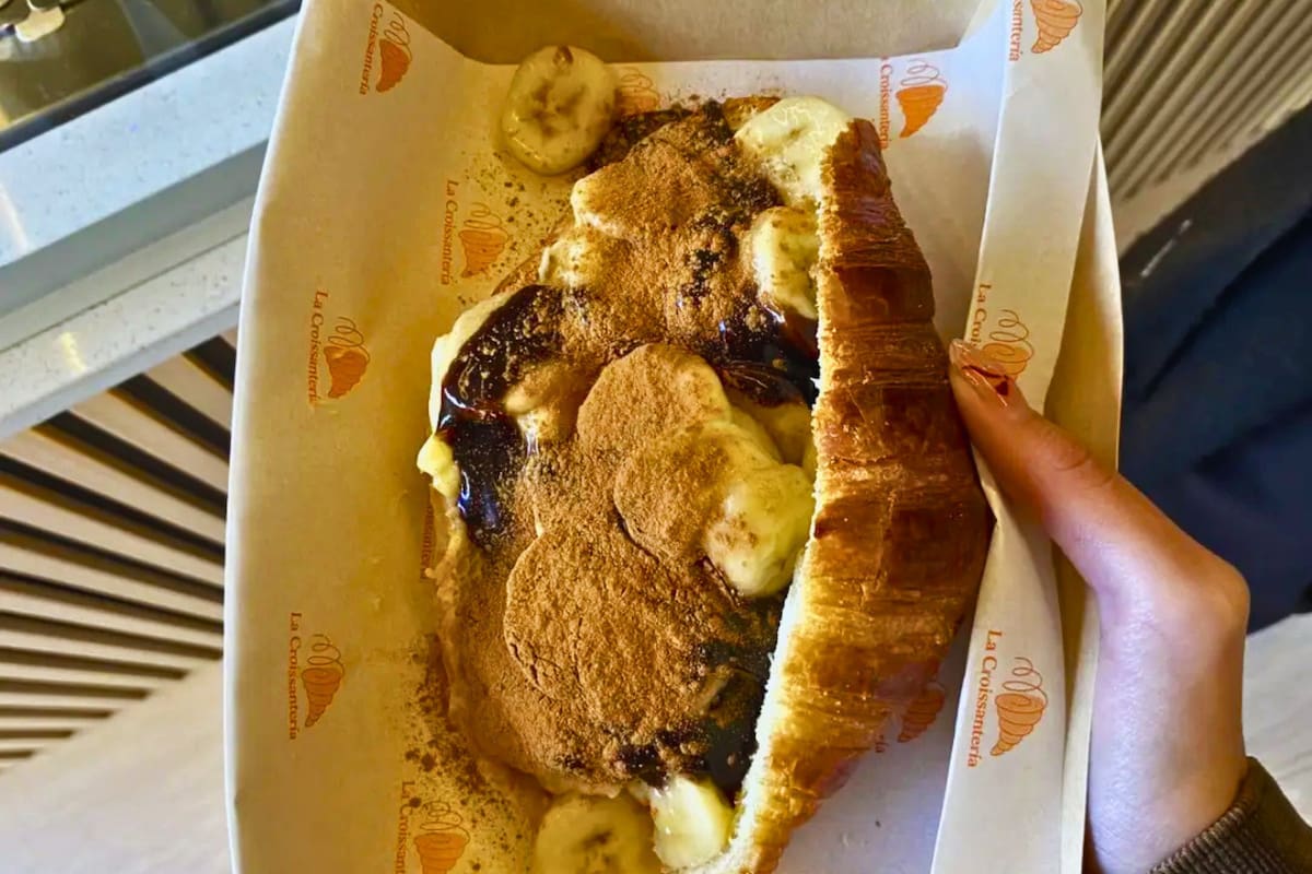 El lugar que permite armar el croissant a gusto en la Región del Biobío. Foto: TikTok.