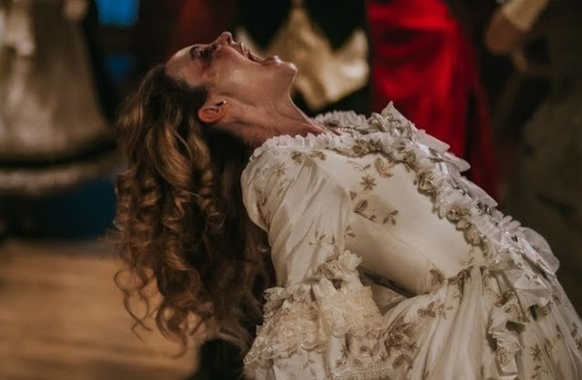 "La Maldición de la Cenicienta" cuenta con la dirección de Louisa Warren.