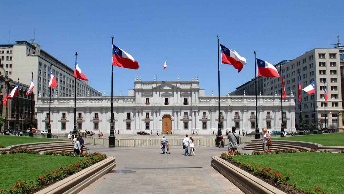 Ofertas de trabajo en la Presidencia de la República: ¡Hay sueldos desde $1 millón!