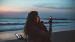 Todos creían que esta pareja de hijos de famosos había terminado, pero solo ocultaron su amor para protegerse