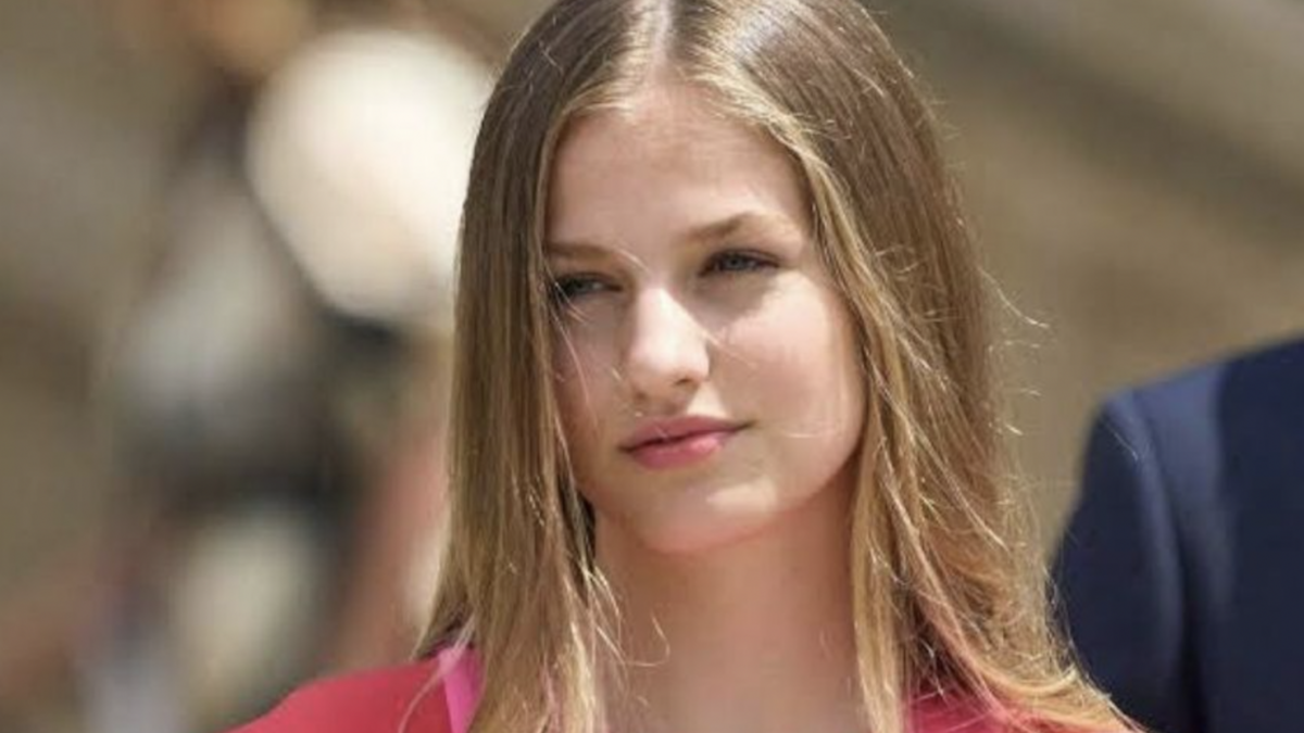 Princesa Leonor tiene que despedirse de su piercing que se hizo en Gales