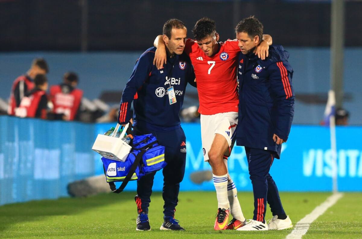Sufre Eduardo Berizzo y La Roja: se confirmó la gravedad de la lesión de Marcelino Núñez
