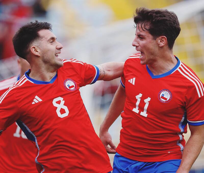 La Roja gana por 2-0 a República Dominicana.
