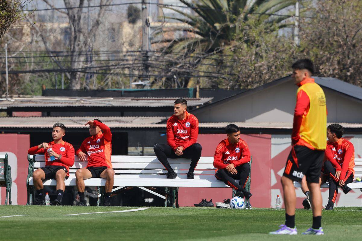 El equipo de Nicolás Córdova entrenó este lunes en Pinto Durán. Foto: Agencia Aton.