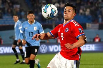 La Roja vuelve a cambiar de canal: Quién transmite por TV y streaming a Chile vs Uruguay