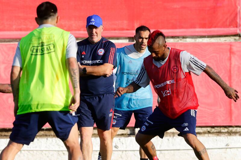 La Roja se prepara para enfrentar a Paraguay. Crédito: Agencia Aton.