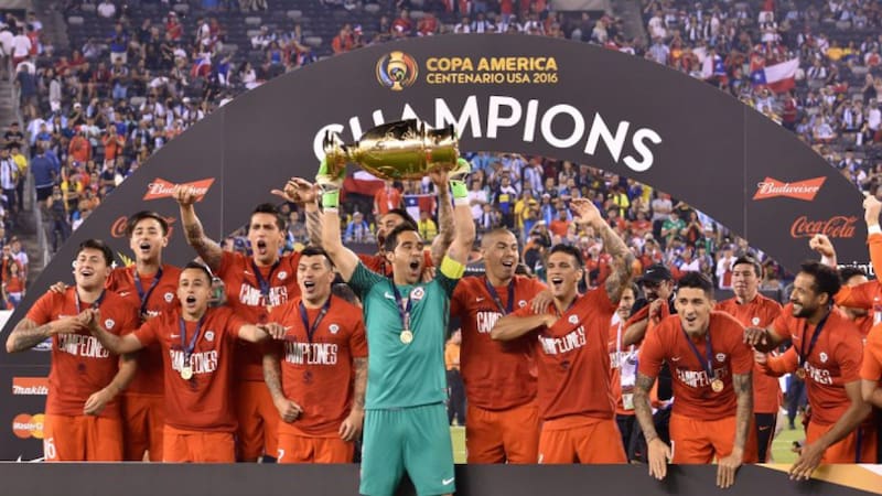 Pedro Pablo Hernández celebrando la Copa América Centenario.