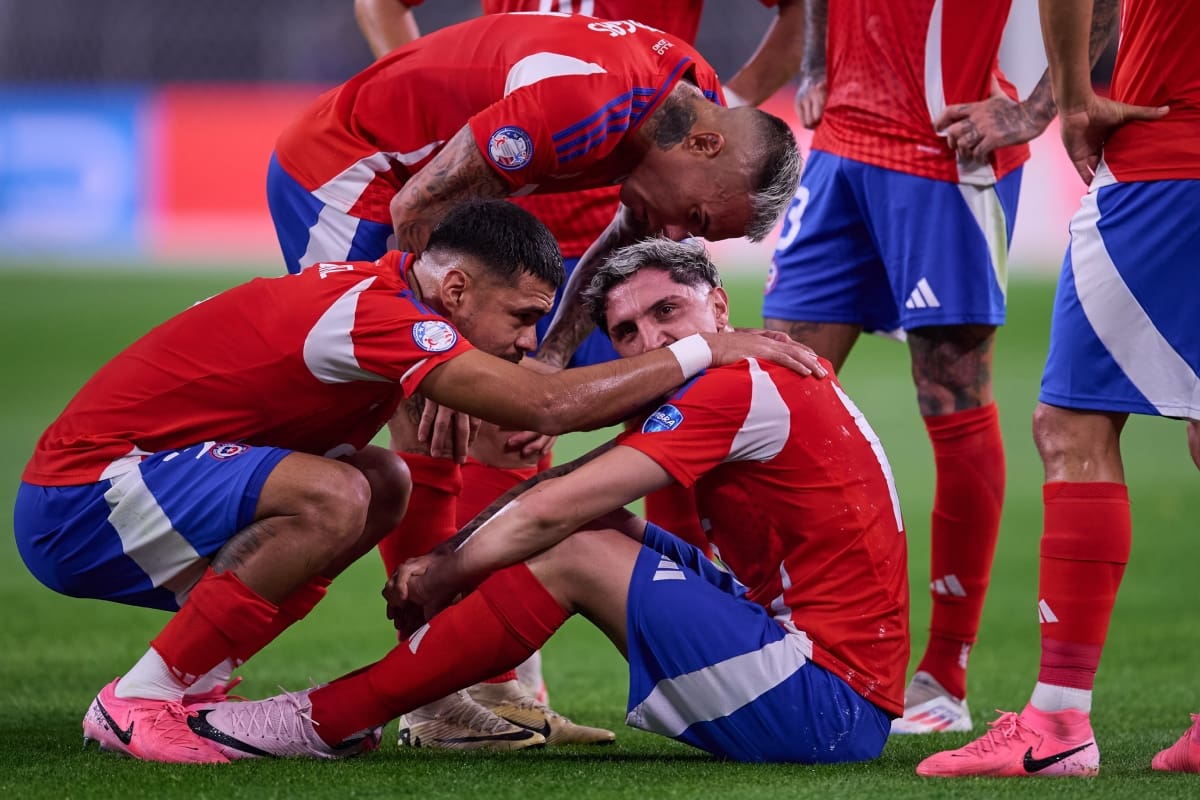 baja en el ranking FIFA y queda en el puesto 43. Aton