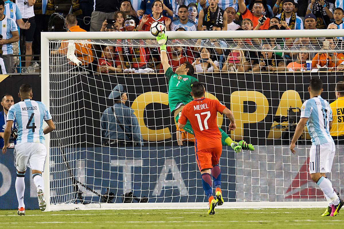 Claudio Bravo.