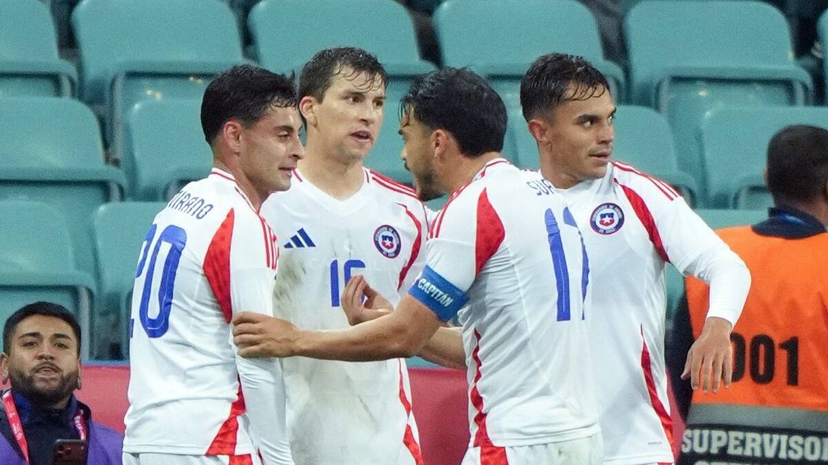 Aprobaron con honores: los 3 mejores evaluados de Chile en el triunfo ante Rusia