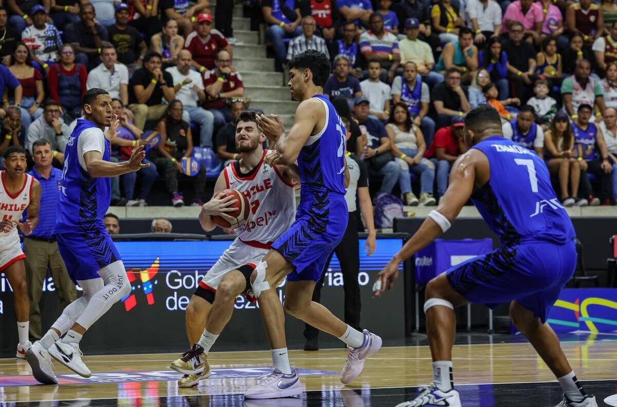 No se pudo: Chile cayó ante Venezuela y no logra clasificar a la FIBA AmeriCup 2025