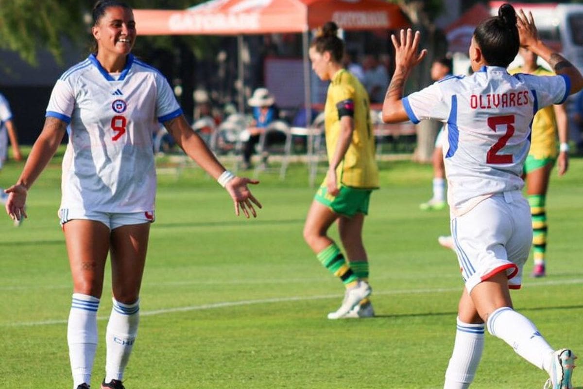 venció sin complicaciones a un equipo B de Jamaica.