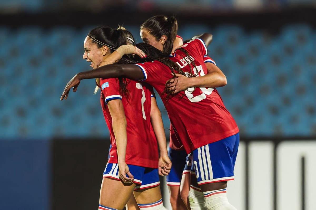 El equipo de Luis Mena sigue con vida en la Liga de Naciones. Foto: La Roja.