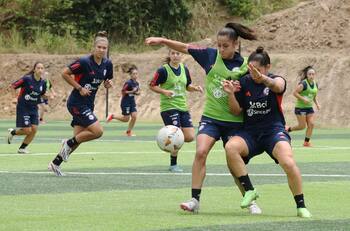 Por cupos mundialistas: Cuándo juega La Roja y quién transmite gratis por TV el Sudamericano Femenino Sub 20