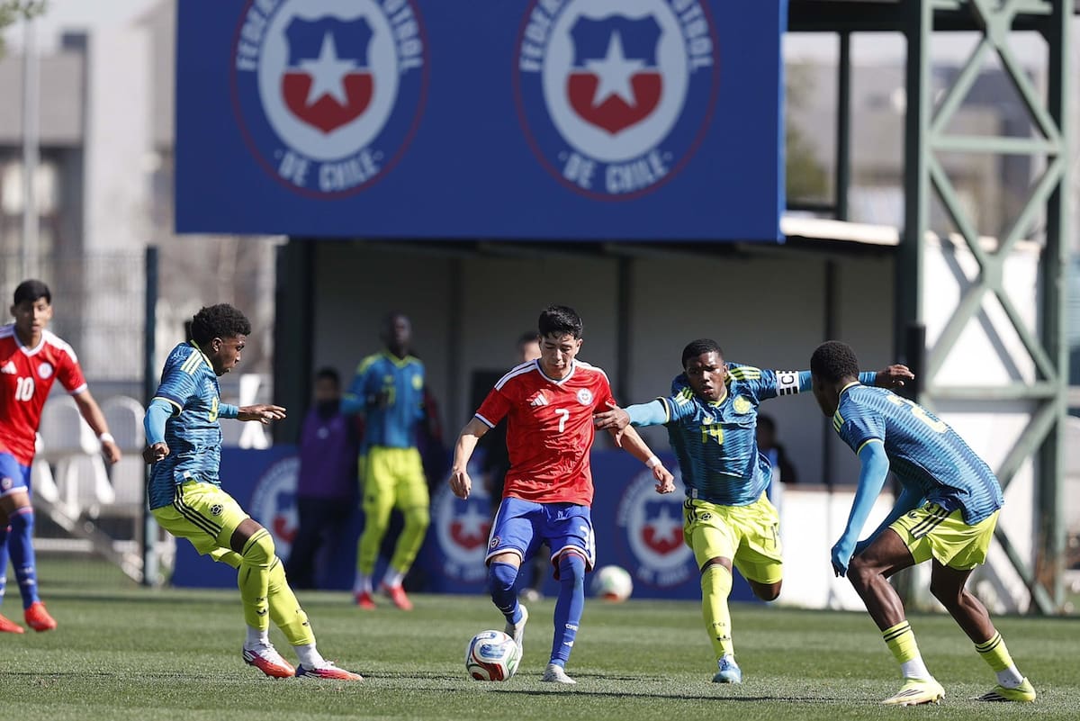 En el amistoso frente a Colombia. Foto: La Roja.