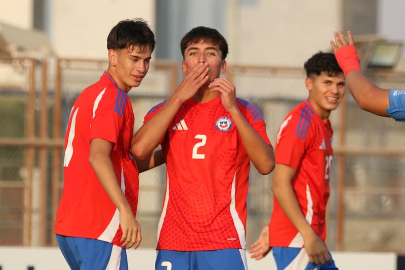 Francisco Daza celebrando su gol contra Arabia Saudita con Chile. Foto: Teddy Paul - Comunicaciones FFCH