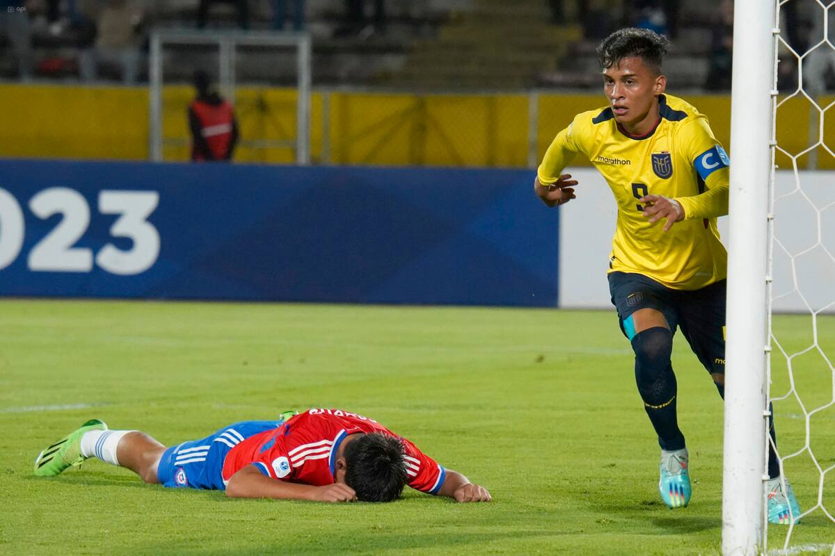La Roja sub 17 no pudo con Ecuador en el Hexagonal. Crédito: Agencia Aton.