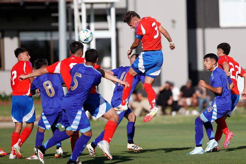 cayó 3-2 en un cerrado partido amistoso ante su par de Argentina. (Foto: @LaRoja)
