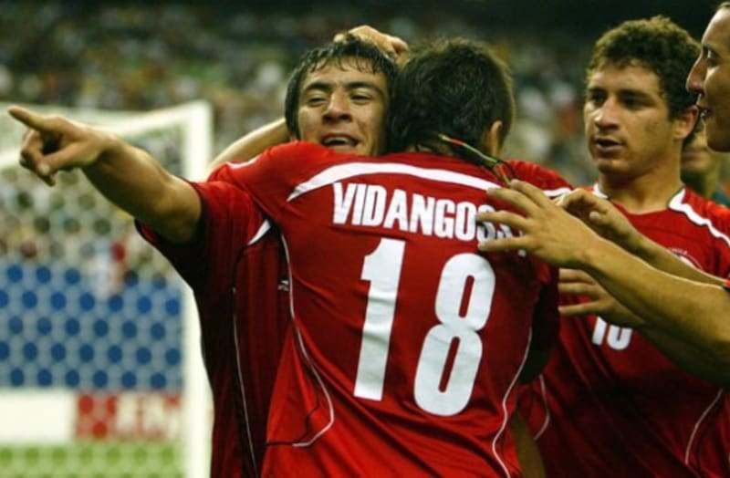 Mauricio Isla, una de las figuras de la Selección Chilena Juvenil que sigue activo.