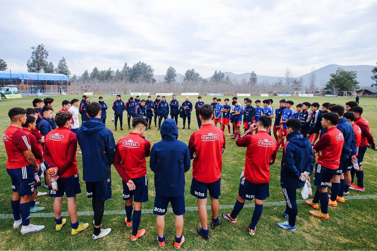 Sub 20 tiene varios jugadores que han destacado en el Campeonato Nacional. (Foto: Comunicaciones FFCh)
