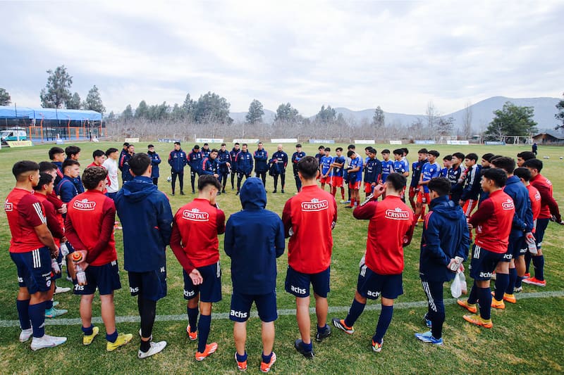 Sub 20 tiene varios jugadores que han destacado en el Campeonato Nacional. (Foto: Comunicaciones FFCh)